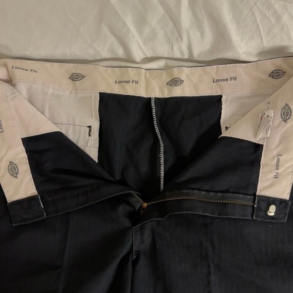 Dickies loose fit shorts size 36 - Picture 3 of 6